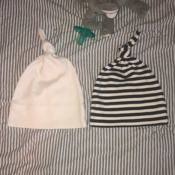 Hanna Andersson Other - 🍼 Organic Top-Knot Beanies 🍼